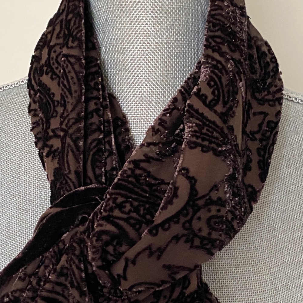 Elegant Paisley Burnout Velvet Scarf Rich Brown